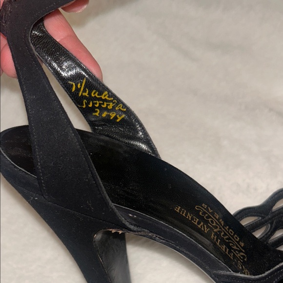 Vintage 1940’s Saks Fifth Avenue Black Peep-Toe Heels - Picture 3 of 4
